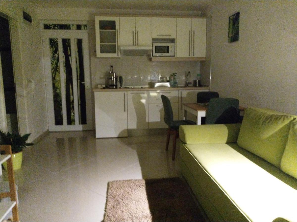 Bamboo Wellness Apartment Siófok Buitenkant foto